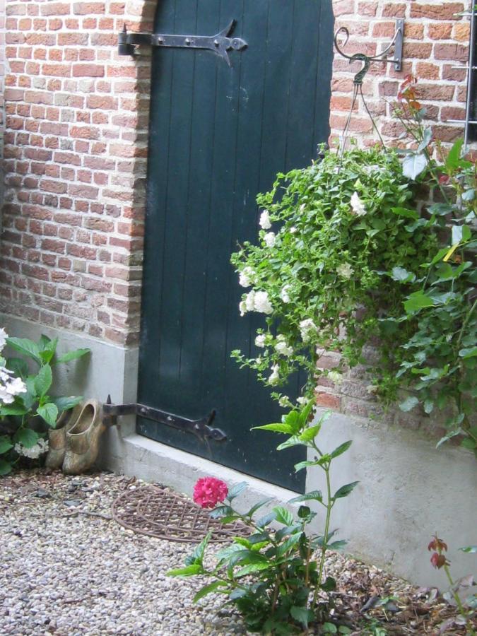 Bed And Garden Alde Coninckshof Bed & Breakfast Weurt Bagian luar foto