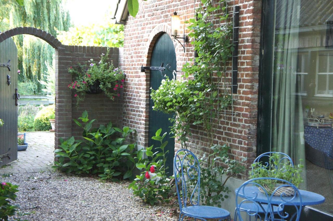 Bed And Garden Alde Coninckshof Bed & Breakfast Weurt Bagian luar foto